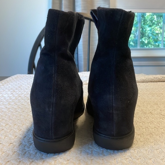 VINCE Pony Hair Black Suede Ankle Boots - Picture 3 of 7